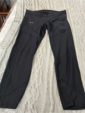 Under Armour Black Women's Training Track Pants and Black T Shirt